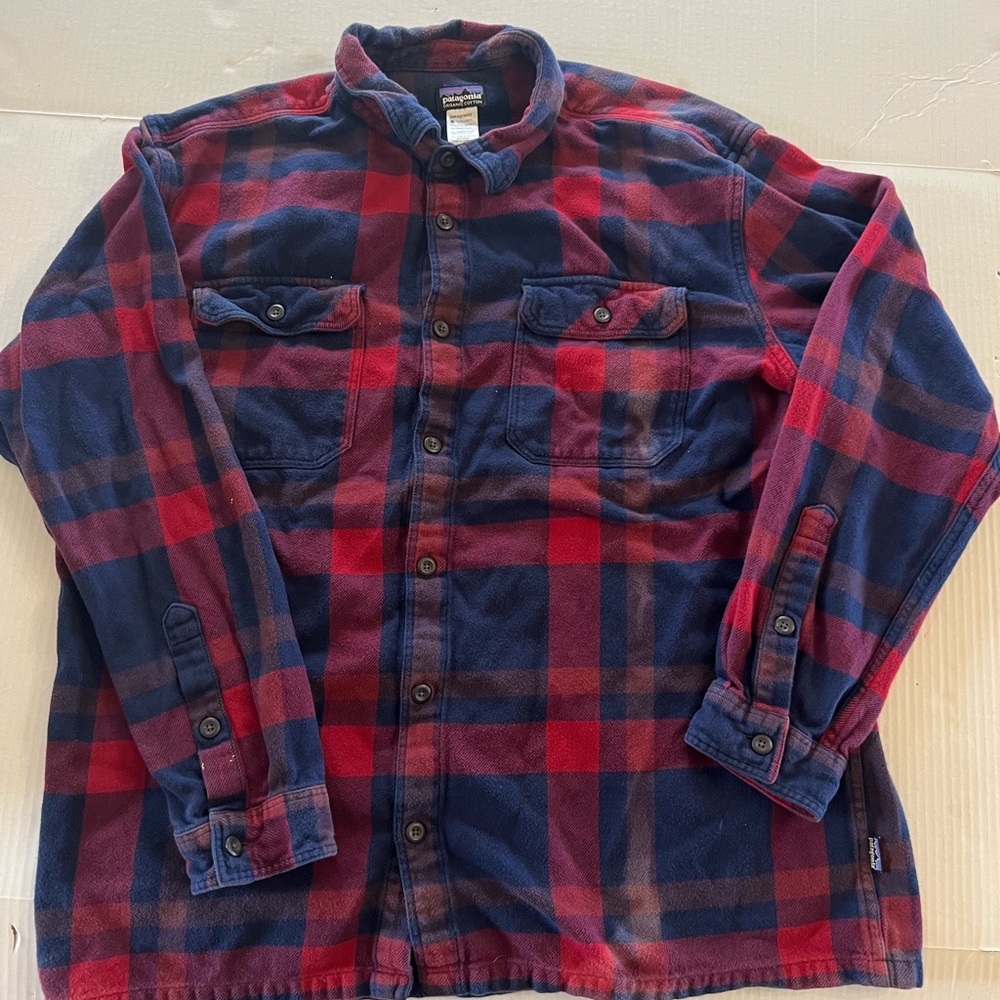Patagonia Red and Blue Organic Cotton Shirt Men’s x-large see discr.